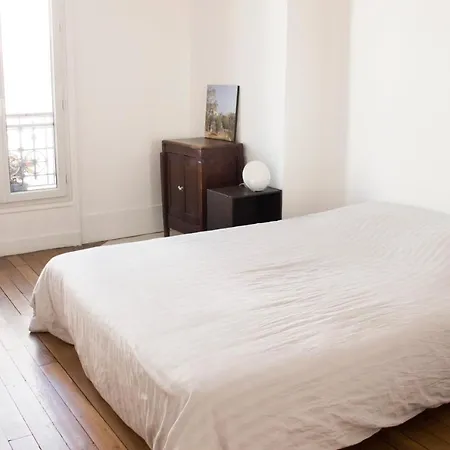 Charming bright apartment near Montparnasse *
